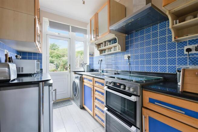 STONELEIGH AVENUE, 162- (6).jpg