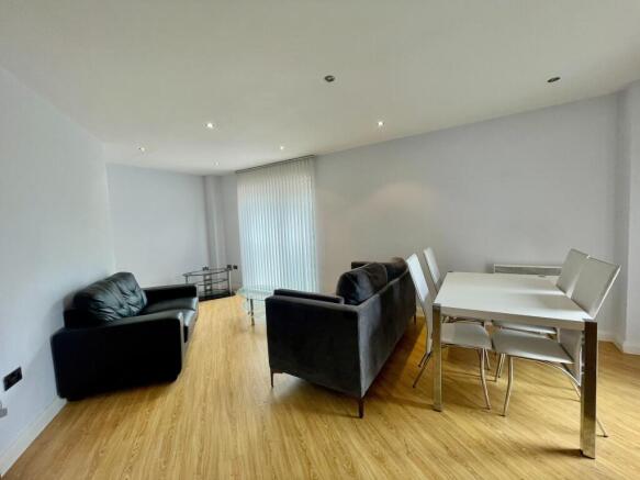 Lounge 1
