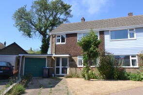8, Royston Gardens, Dover CT15 6AD