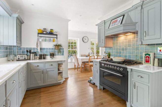 Kitchen, breakfast room, snug