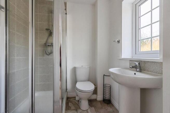 3 bed Semi-Detached for sale Image 6
