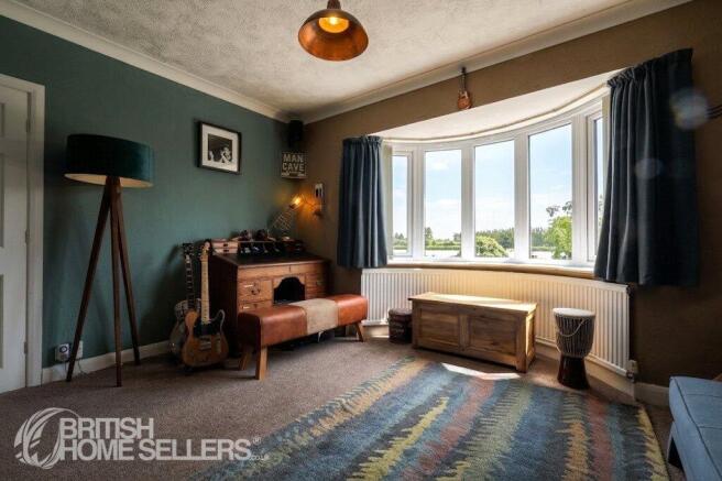 3 bed Bungalow for sale Image 11