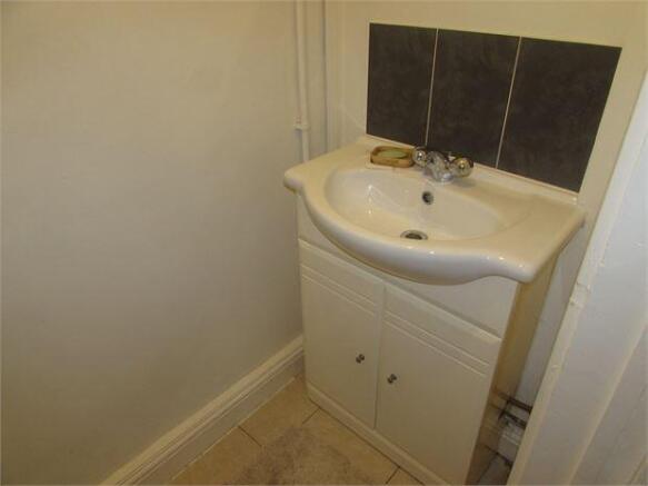3 bed Terraced for sale Image 5