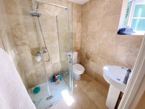 En Suite Showe...