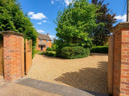 Colchester Main Road, Alresford, Colchester, CO7