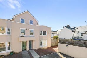 22, Denmark Mews, Hove BN3 3TX