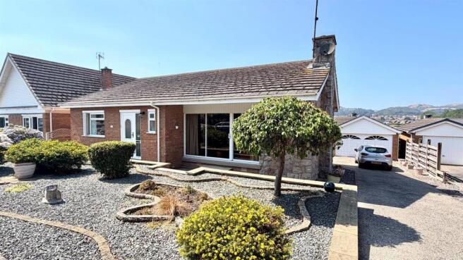 dinerth close 6.jpg