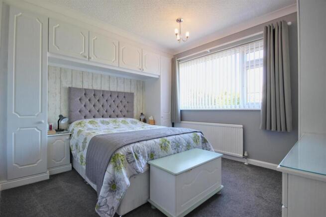 3 bed Detached Bungalow for sale Image 9