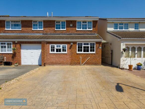 3-bed semi-detached on Somerville Way, Bridgwater, TA6, £240,000