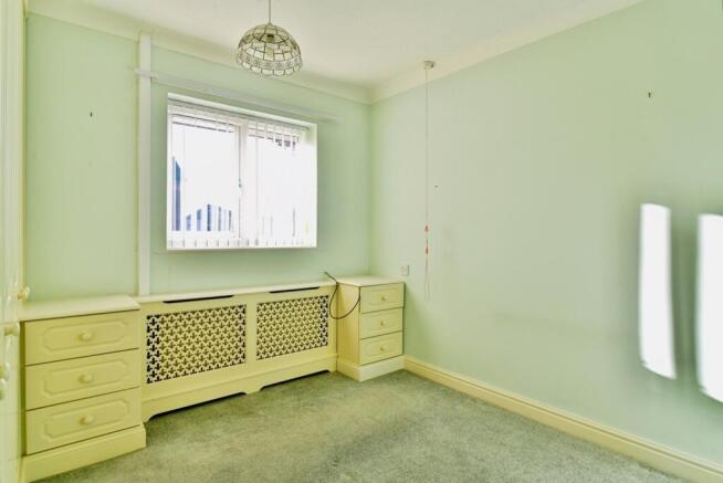 2 bed Bungalow for sale Image 9