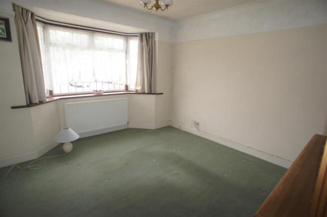 LOUNGE/BEDROOM 3