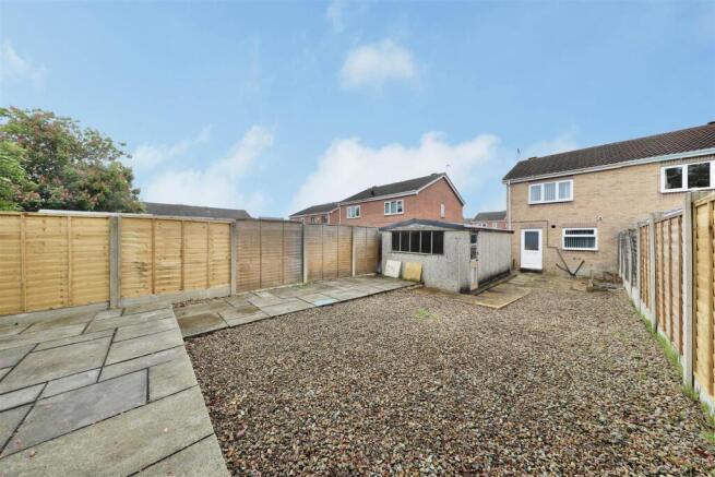 2 bed Semi-Detached for sale Image 12