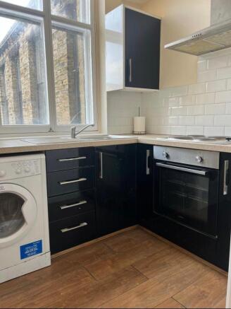 1 bed Apartment to rent Image 4