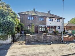 6, Hereford Grove, Bucknall, Stoke-on-trent ST2 0NN