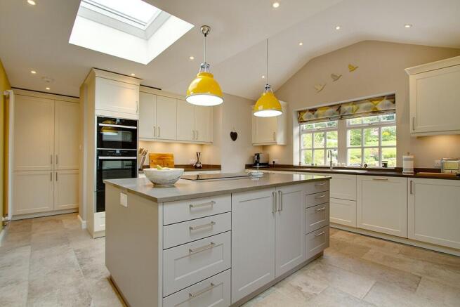 Dining kitchen