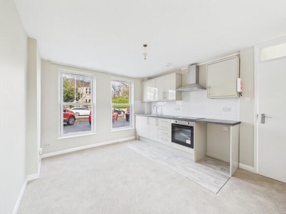 CAM03519G0-PR0496...