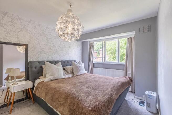 3 bed Semi-Detached to rent Image 6