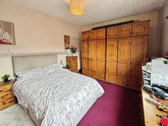 2 bed Terraced for sale Image 12