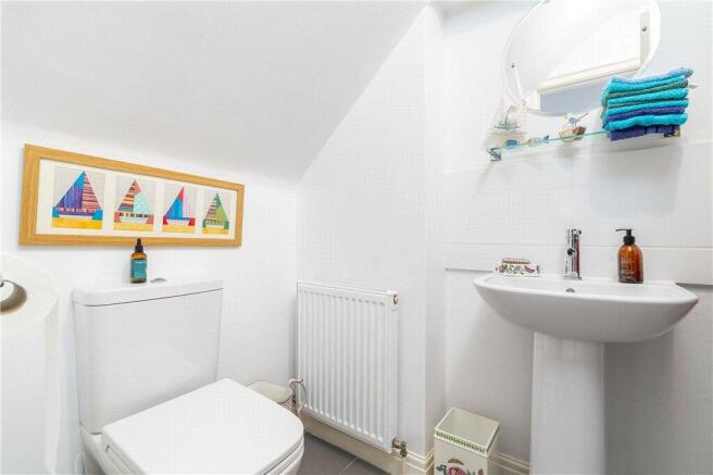 4 bed Detached for sale Image 7