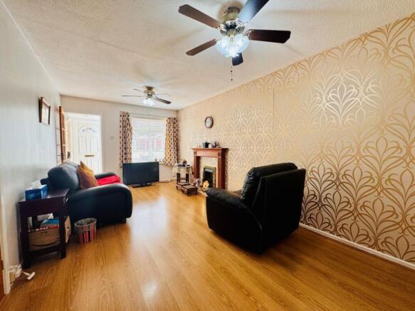 18 Churchfields, Barry, CF63 1FP photo 4