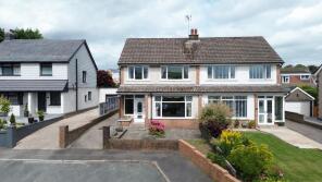 9, Hollybush Close, Pontypridd CF38 1PR
