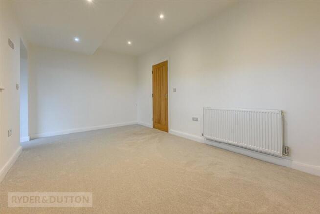 3 bed Semi-Detached for sale Image 11