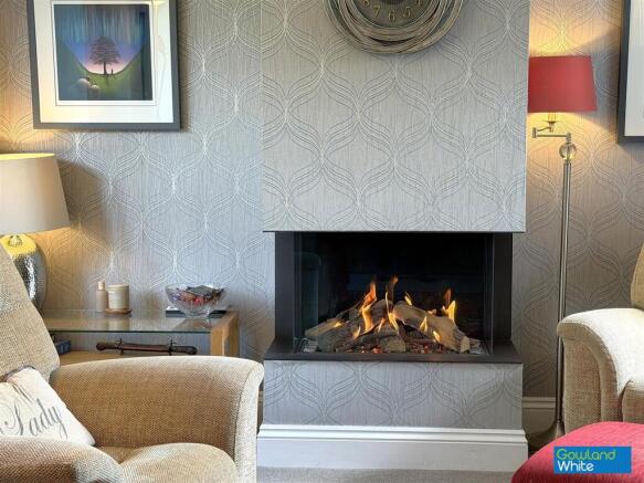 4 bed Detached for sale Image 7