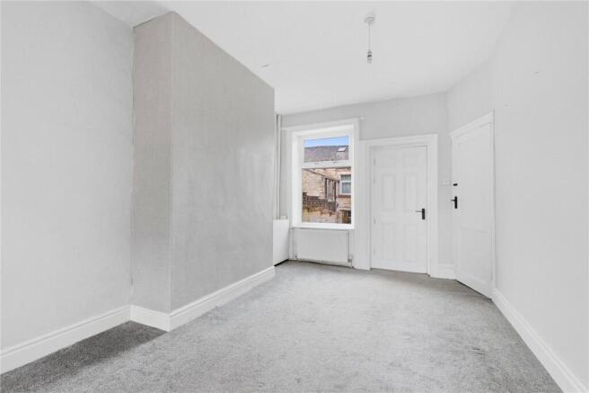 3 bed Terraced for sale Image 5