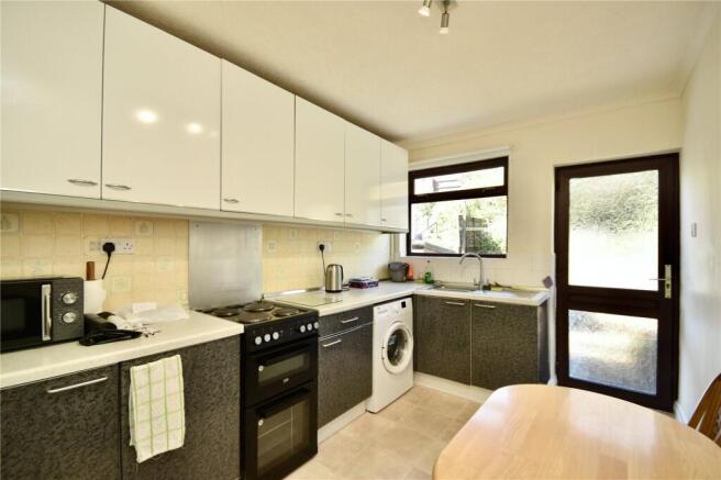 2 bed Semi-Detached Bungalow for sale Image 5