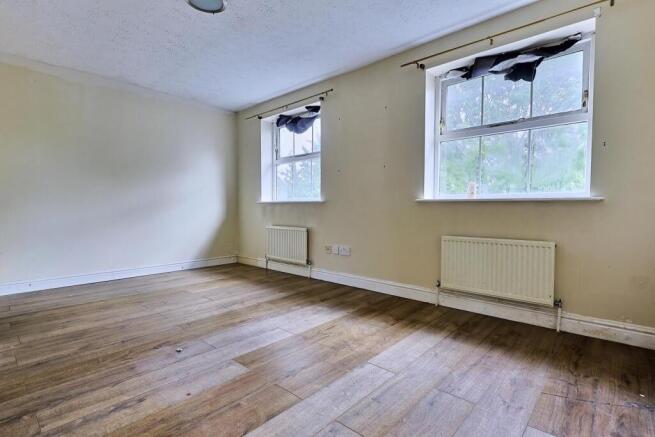 Harston Drive, Enfield – pohled 6