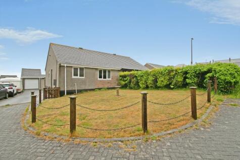 Treganoon Road, Mount Ambrose, Redruth, Cornwall, TR15
