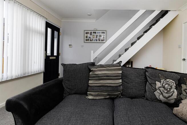 2 bed Terraced for sale Image 8