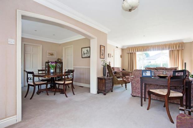 Sitting Dining Area