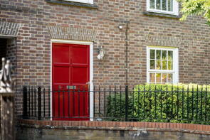 10, Callaghan Court, High Street, Berkhamsted HP4 2FQ