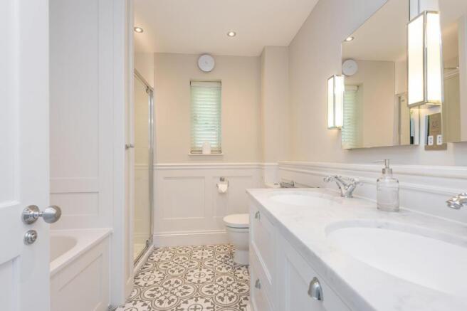 En-suite Bathroom