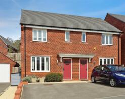 11, Spear Thistle Close, Rugby CV21 1UY