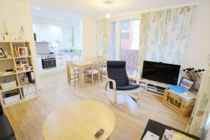 14, 8 Bluebell House, Blondin Way, London SE16 6BD