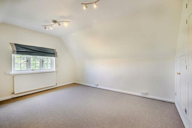 8562440-interior22-800.jpg