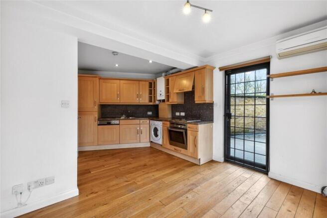 Kitchen/Reception
