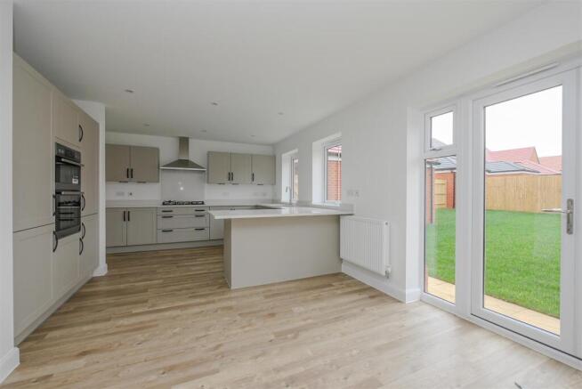 Kitchen/Breakfast/Family Room