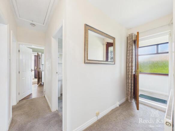 2 bed Bungalow for sale Image 10