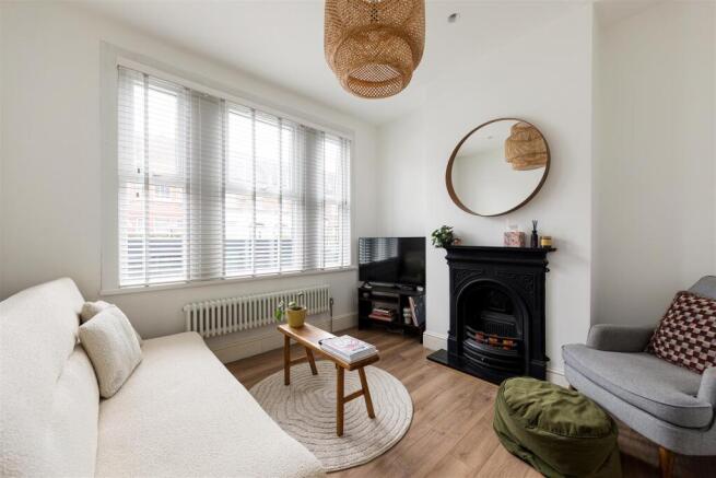 Kettlebaston Road, E10