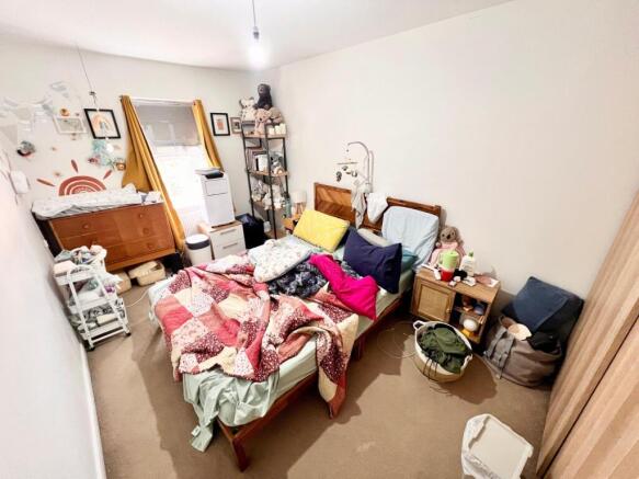 3 bed Semi-Detached to rent Image 6