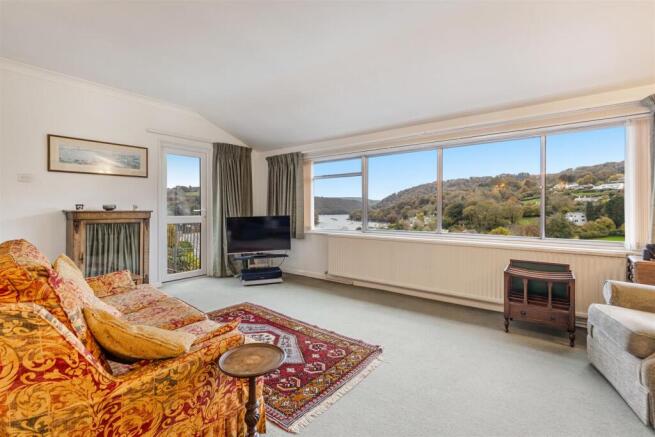 A13 - Pennymead Riverside Road Dittisham - 241106.