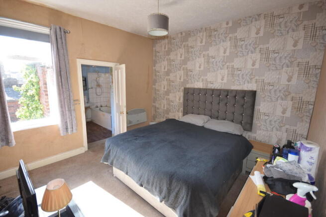 BEDROOM 1