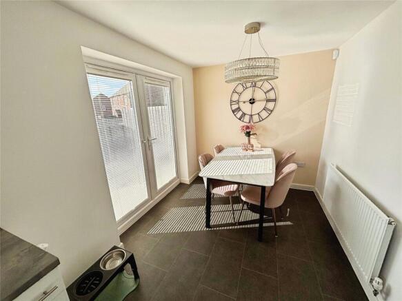 3 bed Detached for sale Image 7