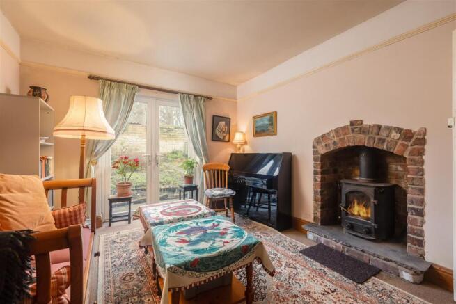 3 bed Terraced for sale Image 5