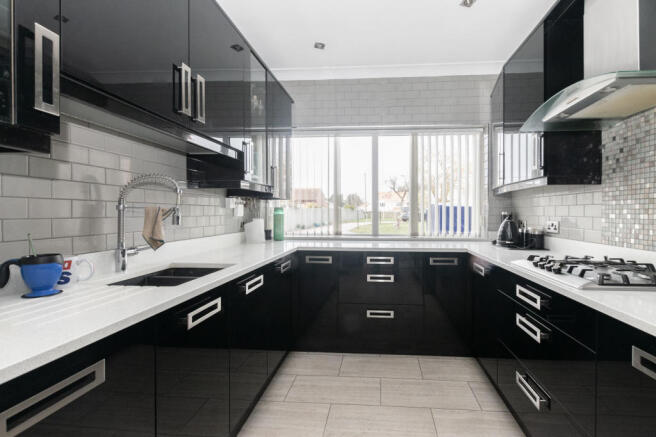 Kitchen 2