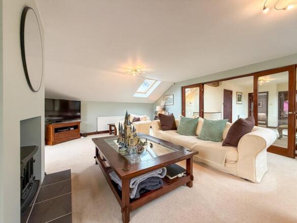 4 bed Barn Conversion for sale Image 5