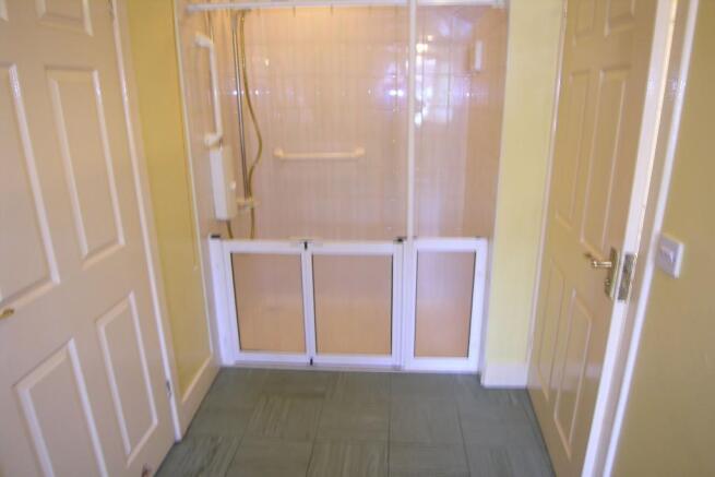WET ROOM